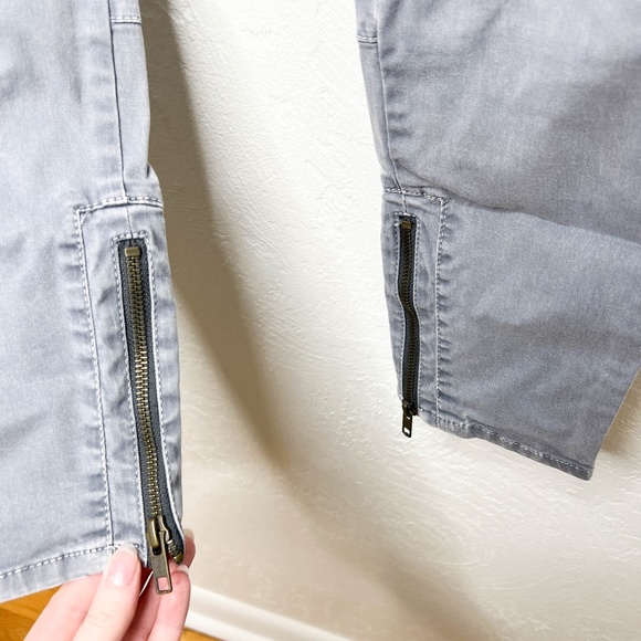 Madewell Gray Pants with Zipper Detail - Picture 11 of 16